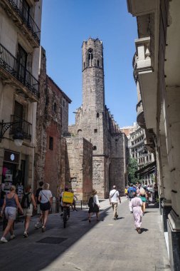 Barcelona, İspanya - 29 Temmuz 2024: Torre Mirador del Rei Marti - Kral Martin 'in Gözetleme Kulesi, Palau Reial Major,