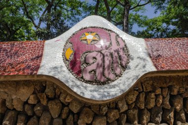 Barselona, İspanya - 28 Temmuz 2024: Katalan mimar Antoni Gaudi, İspanya