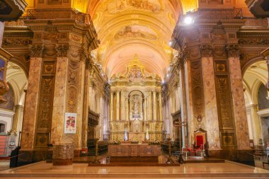 Buenos Aires, Arjantin - 22 Kasım 2024: Katedral Metropolitana de Buenos Aires, Buenos Aires Metropolitan Katedrali, Arjantin