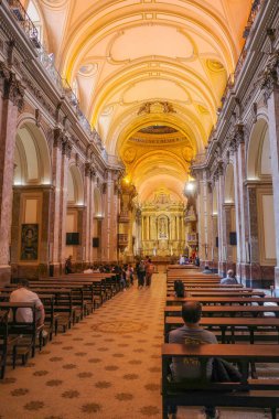 Buenos Aires, Arjantin - 22 Kasım 2024: Katedral Metropolitana de Buenos Aires, Buenos Aires Metropolitan Katedrali, Arjantin