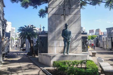 Buenos Aires, Arjantin - 18 Kasım 2024: Recoleta Mezarlığı, Arjantin 'deki en önemli ve ünlü mezarlık