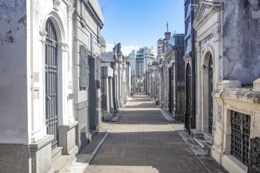 Buenos Aires, Arjantin - 18 Kasım 2024: Recoleta Mezarlığı, Arjantin 'deki en önemli ve ünlü mezarlık
