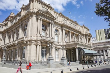 Buenos Aires, Arjantin - 18 Kasım 2024: Buenos Aires 'teki Teatro Colon (Colombus Tiyatrosu) Cephesi