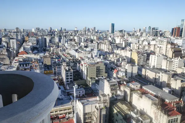 Buenos Aires, Arjantin - 22 Kasım 2024: Plaza Congreso 'nun ve Palacio Barolo' dan Buenos Aires 'in hava manzarası
