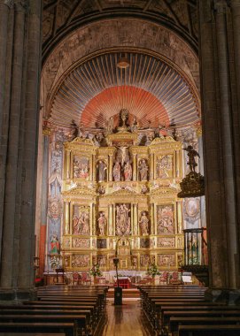 Laguardia, İspanya - 28 Aralık 2024: Santa Maria de los Reyes Kilisesi, Laguardia, Rioja Alavesa, Alava, Bask Ülkesi