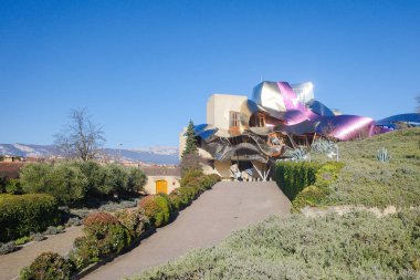 Eltziego, İspanya - 28 Aralık 2024: Marques de Riscal Hotel ve Şaraphanesi. La Rioja Alavesa, İspanya