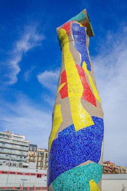 Barselona, İspanya - 2 Şubat 2025: Sürrealist heykel Joan Miro, Barcelona