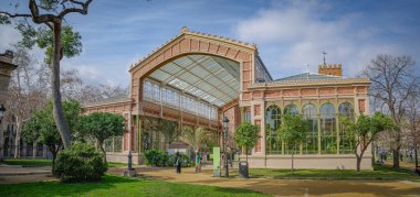 Barselona, İspanya - 16 Şubat 2025: Hivernacle Kış Bahçesi, Park de la Ciutadella, Barcelona