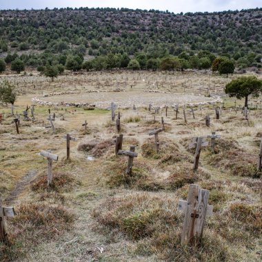 Burgos, İspanya - 3 Mart 2025: Sad Hill Mezarlığı, batı filmi 