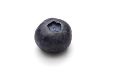 Beyaz arkaplanda bir yabanmersini