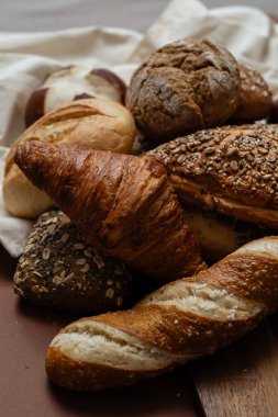 Çeşitli huysuz Alman ekmekleri