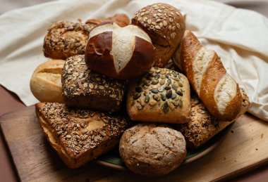 Çeşitli huysuz Alman ekmekleri