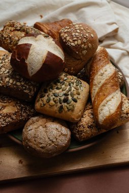 Çeşitli huysuz Alman ekmekleri