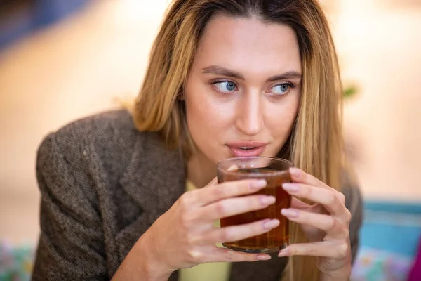 Beautiful Young Woman Looking Away While Drinking Herbal Tea Cafe — Stock Photo, Image