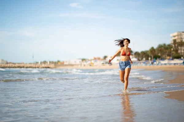 Full Length Portrait Carefree Young Woman Running Beach — Stock Photo, Image