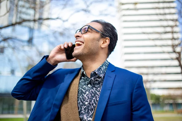 Close Portrait Young Mixed Race Businessman Talking Mobile Phone City — Stock Photo, Image