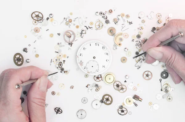 タイムレス プレシジョン 時計職人の技 — ストック写真