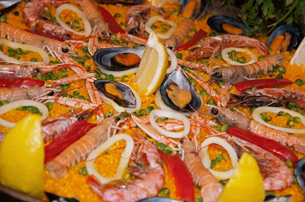 Captura Sabor España Una Deliciosa Instantánea Paella Tradicional —  Fotos de Stock
