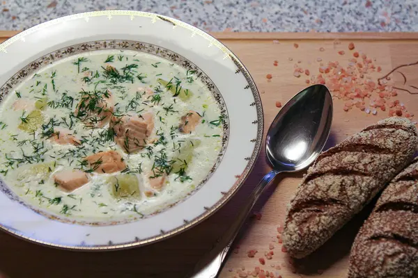 Finnish Salmon Soup (Lohikeitto). Norwegian creamy salmon soup
