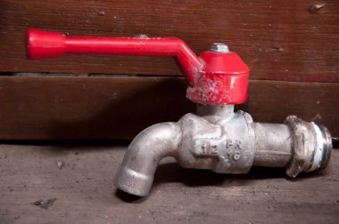 Bahçede su vanası, endüstriyel su vanası.