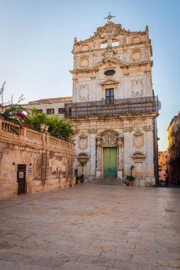 Şafak, Sicilya, İtalya, Avrupa, Dünya Mirası Bölgesi 'ndeki Aziz Lucia Kilisesi manzarası
