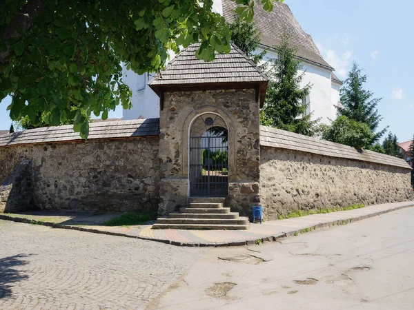 中世の門の入り口 建築的背景 — ストック写真
