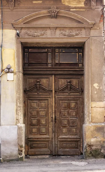 Vintage Door Ancient Facade Typical European Architectural Element — Stock Photo, Image