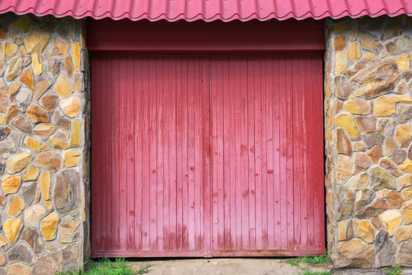 Zabytkowe Drewniane Drzwi Garażowe Element Architektoniczny — Zdjęcie stockowe