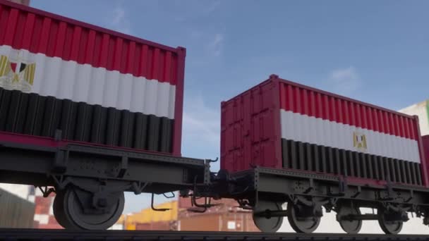 Contenedores Con Bandera Egipto Transporte Ferroviario — Vídeo de stock