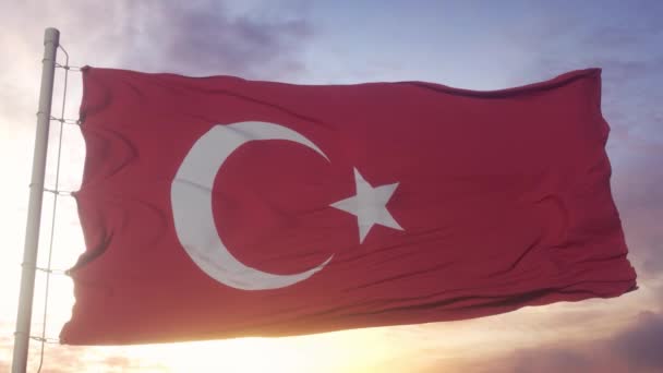 Flaga Turcji Machająca Wietrze Dramatyczne Tło Nieba — Wideo stockowe