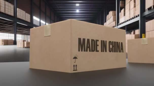输送机上装有中国制造文字的方框 中国商品相关的易碎3D动画 — 图库视频影像