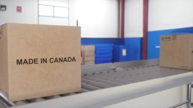 CANADA ithalat ve ihracat konseptinde üretildi. Kanada 'dan gelen ürünlerle dolu karton kutular..
