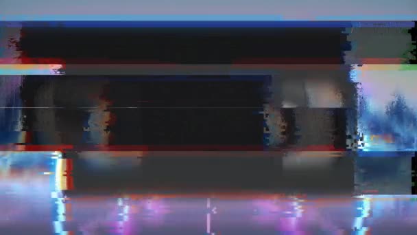 レトロ波背景のVhsカセット Vhsノイズ グリッチ 明るく輝く青いワイヤーフレームグリッド 背景にネオンサンセット — ストック動画