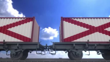 Alabama bayrağı taşıyan tren ve konteynırlar. Demiryolu taşımacılığı.