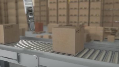 Karton kutular taşıma bandı hattında. Akıllı Dağıtım Deposunda Otomatik Robot Kolu.