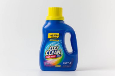 STILLwater, MN, ABD - 7 Kasım 2022 OxiClean Detergent ve ticari marka logosu.