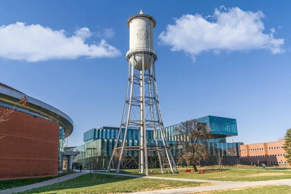 美国密歇根州Ames 2022年11月1日 爱荷华州立大学校区的马斯顿水塔 — 图库照片