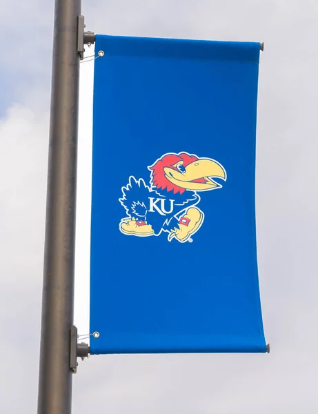 Lawrence Usa November 2022 Student Flag Motto Campus University Kansas — Stock Photo, Image