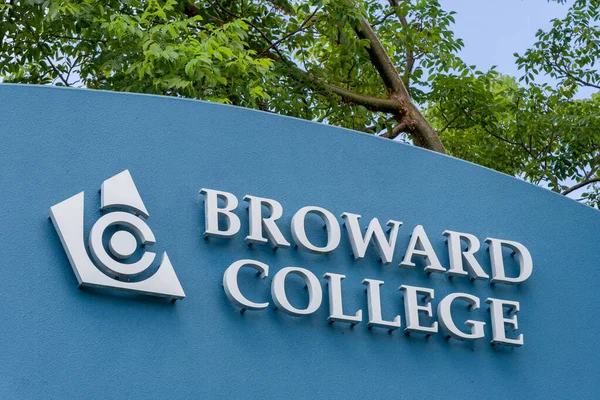 Davie Usa Luglio 2022 Ingresso Campus Del Broward College — Foto Stock