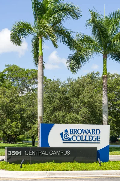 Davie Usa Juli 2022 Toegang Tot Campus Van Het Broward — Stockfoto
