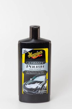 Aziz Paul, MN, ABD - 23 Mayıs 2023: Meguiar 'ın Nihai Polonyalı Parlatıcı kutusu ve ticari marka logosu.