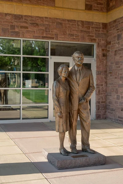 Mitchell Usa June 2023 George Eleanor Mcgovern Library Center Statue — 图库照片