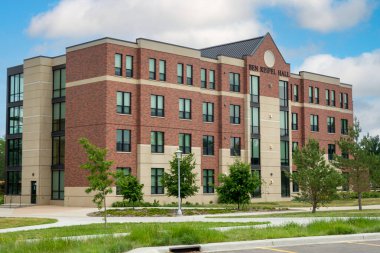 BROOKINGS, SD, ABD - 21 Haziran 2023: Güney Dakota Eyalet Birliği Kampüsündeki Ben Reifel Hall.