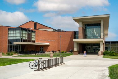 BROOKINGS, SD, ABD - 21 Haziran 2023: Güney Dakota Eyalet Birliğindeki Üniversite Öğrenci Birliği.