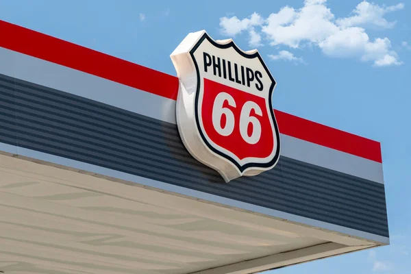 Vermillie Usa Juni 2023 Phillips Tankstation Buitenkant Ondertekenen — Stockfoto