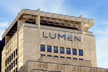 St. Paul, MN, ABD - 19 Kasım 2023 Lumen Teknolojileri Bölge Merkezi ve ticari marka logosu.