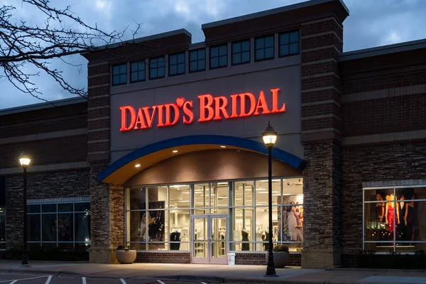 Woodbury Eua Dezembro 2023 David Bridal Retail Store Exterior Noite — Fotografia de Stock