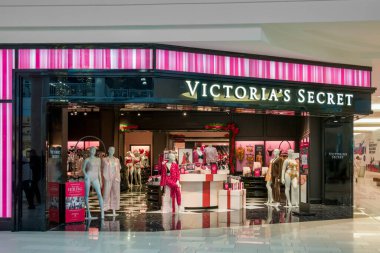 BLOOMINGTON, MN, ABD - 12 ARALIK 2023: Victoria 's Secret perakende mağazası.
