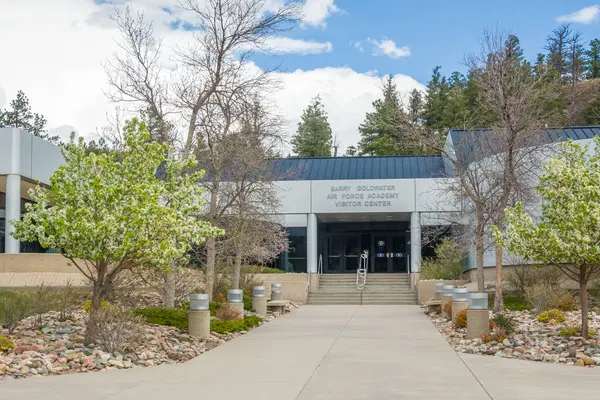 stock image COLORADO SPRINGS, CO, USA - MAY 14, 2024: Barry Goldwater Airforce Academy Visitor Centerat the United States Air Force Academy.