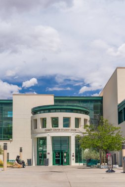 LAS CRUCES, NM, ABD - 16 Mayıs 2024: New Mexico Eyalet Üniversitesi Corbett Merkezi Öğrenci Birliği.